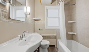114 Interlochen Dr, Algonac, MI 48001