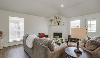 208 Cheyenne Trl, Alvarado, TX 76009