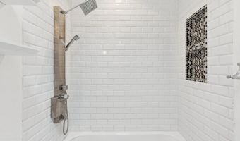 179 OSBORN St, Philadelphia, PA 19128
