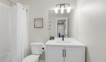 10200 Halfhitch Cir, Anchorage, AK 99515
