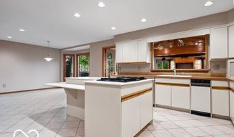 6744 Robin Hood Ct, Indianapolis, IN 46227