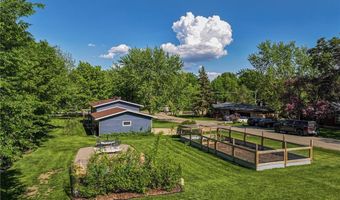 102 Ross Gdn NW, Alexandria, MN 56308