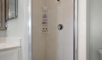 10900 HOLYSTONE Ln 503, Berlin, MD 21811