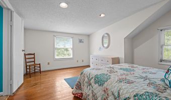 319 Old Causeway Rd, Atlantic Beach, NC 28512