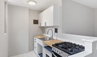 1021 ARLINGTON Blvd 614, Arlington, VA 22209