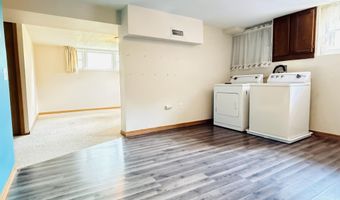 704 S Harrison St, Aberdeen, SD 57401