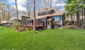 316 Court House Ln, Burrillville, RI 02859