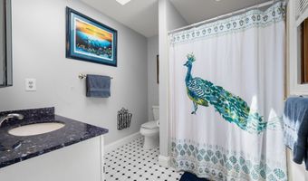 52 Thornridge Dr, Colchester, CT 06415