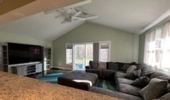 141 N Quidnessett Rd, North Kingstown, RI 02852