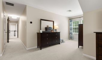 9 Cherry Ln, Bedford, NH 03110