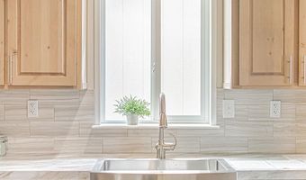 960 Cottage Ln, Blackfoot, ID 83221