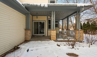 5971 Creekview Ct, Ann Arbor, MI 48108