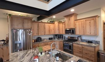 305 Snake River Dr, American Falls, ID 83211