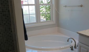 13460 Sycamore Trl, Anna, OH 45302