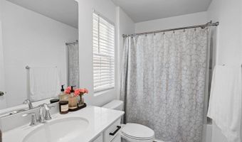1242 Kilead Ct, Boiling Springs, SC 29316