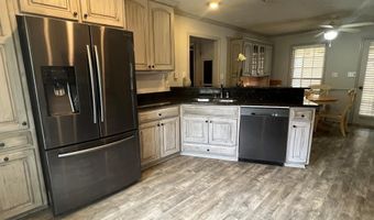 808 BEECHWOOD Dr, Albany, GA 31721