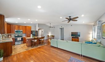 214 Kauhaa St, Kihei, HI 96753