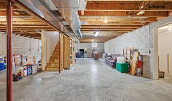 792 King Ridge Dr, Ashland, OH 44805
