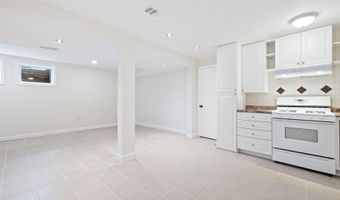 5817 SWARTHMORE Dr, Berwyn Heights, MD 20740