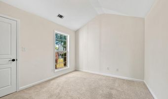 738 York View Dr, Auburn, GA 30011