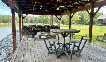 226 Sweet Apple Lndg, Aliceville, AL 35442