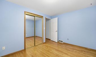 3145 N MORRISON St, Appleton, WI 54911