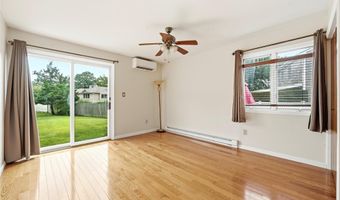 88 Central Ave, Amityville, NY 11701