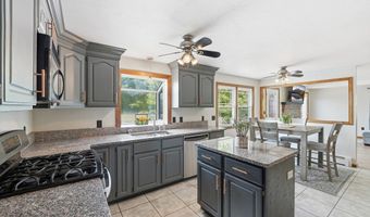 15 Sibley Rd, Ashburnham, MA 01430