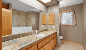 13331 Waco Dr, Apple Valley, CA 92308