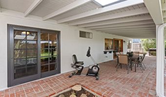 5731 Rainbow Hill Rd, Agoura Hills, CA 91301