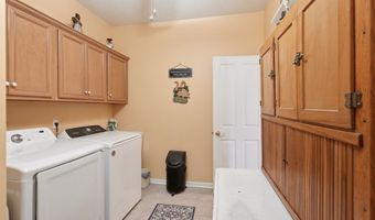 3441 Heron Ct, Aurora, OH 44202
