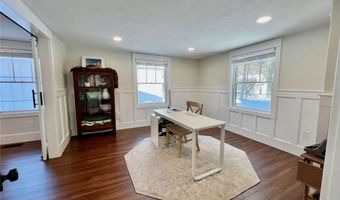 54 Isabelle Dr, Narragansett, RI 02882