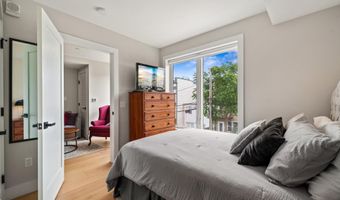 919 12TH St NE A305, Washington, DC 20002