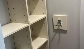 4808 MOORLAND Ln 801, Bethesda, MD 20814