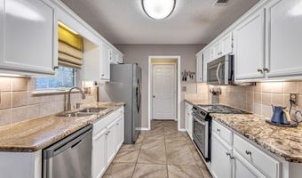 932 Bluff Rdg, Biloxi, MS 39532