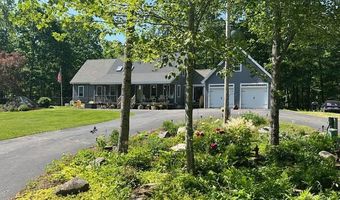 21 Dream Ln, Belfast, ME 04915