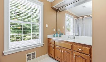 305 Brandon Dr, Beebe, AR 72012