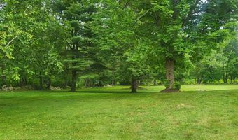 65 Hillwinds North Rd, Brattleboro, VT 05301