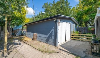 252 S 8th St, Aransas Pass, TX 78336