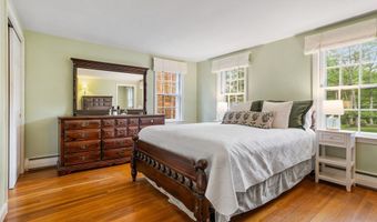 15 Thoreau Rd, Acton, MA 01720