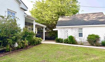 102 Jackson St, Albertville, AL 35950