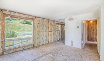 48587 HIGHWAY 242, Broadbent, OR 97414
