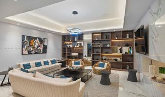 1000 W Island Blvd 504, Aventura, FL 33160