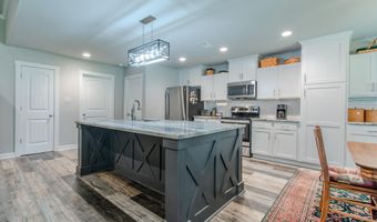2091 Ferndale Cv, Alexander, AR 72002
