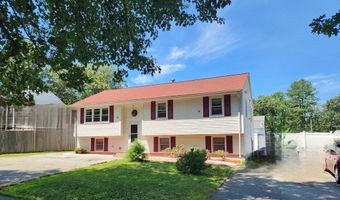 22 Osceola Ln, Billerica, MA 01821