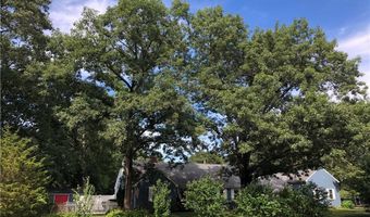 27 Birchwood Dr, Cumberland, RI 02864