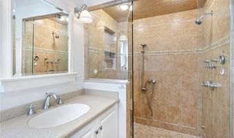 140 Connection St, Newport, RI 02840