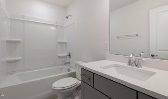 415 Thistle Meadow Ln, Aberdeen, NC 28315