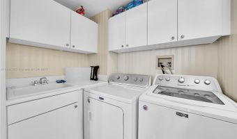 21150 Point Pl 1404, Aventura, FL 33180