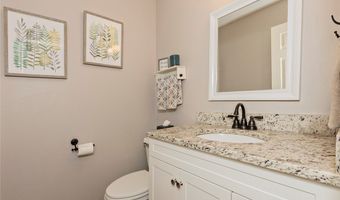 565 Walnut Ridge Trl, Aurora, OH 44202